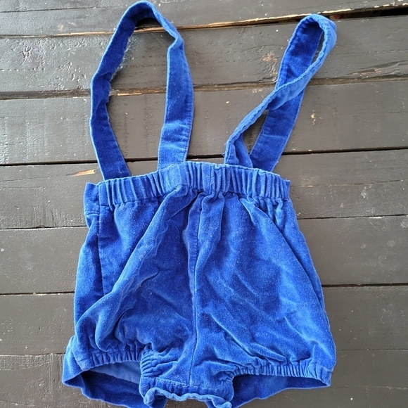 Vintage Royal Blue Velvet Suspender Shorts Outfit Baby Boy 6-9 Months Crest Vtg - Picture 4 of 5